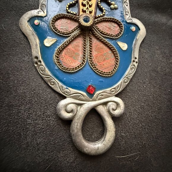 Decorative Hamsa Hand With Intricate Design 6 inches - Picture 3 of 4